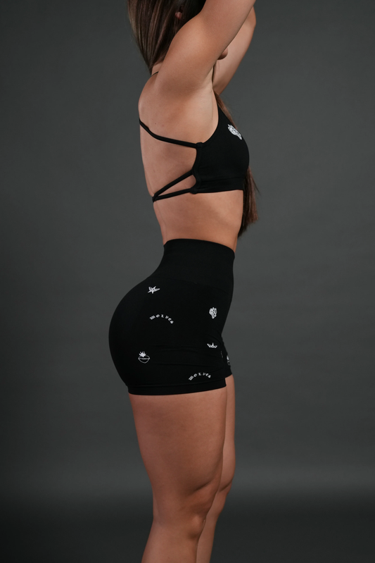 VERONA NOIR "STELLA" SOFT SEAMLESS SHORTS IN BLACK