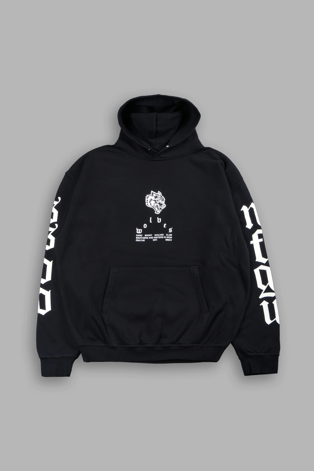 BIG WOLF HEAD PIERCE HOODIE IN BLACK