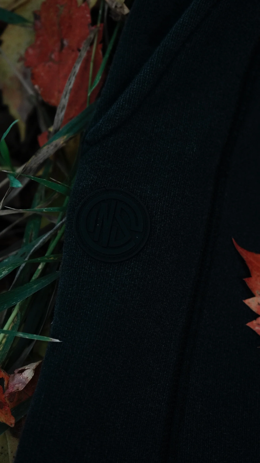 BLACK NEUTRAL SWEATS