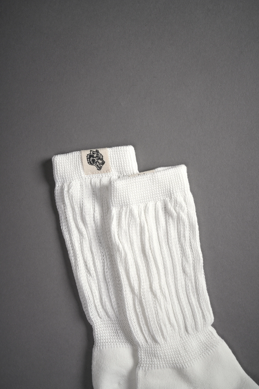 WOLF PATCH EVEY SOCKS IN CREAM