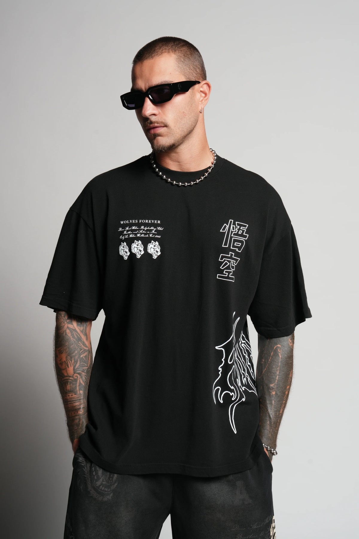GOKU "PREMIUM" OVERSIZED TEE IN BLACK