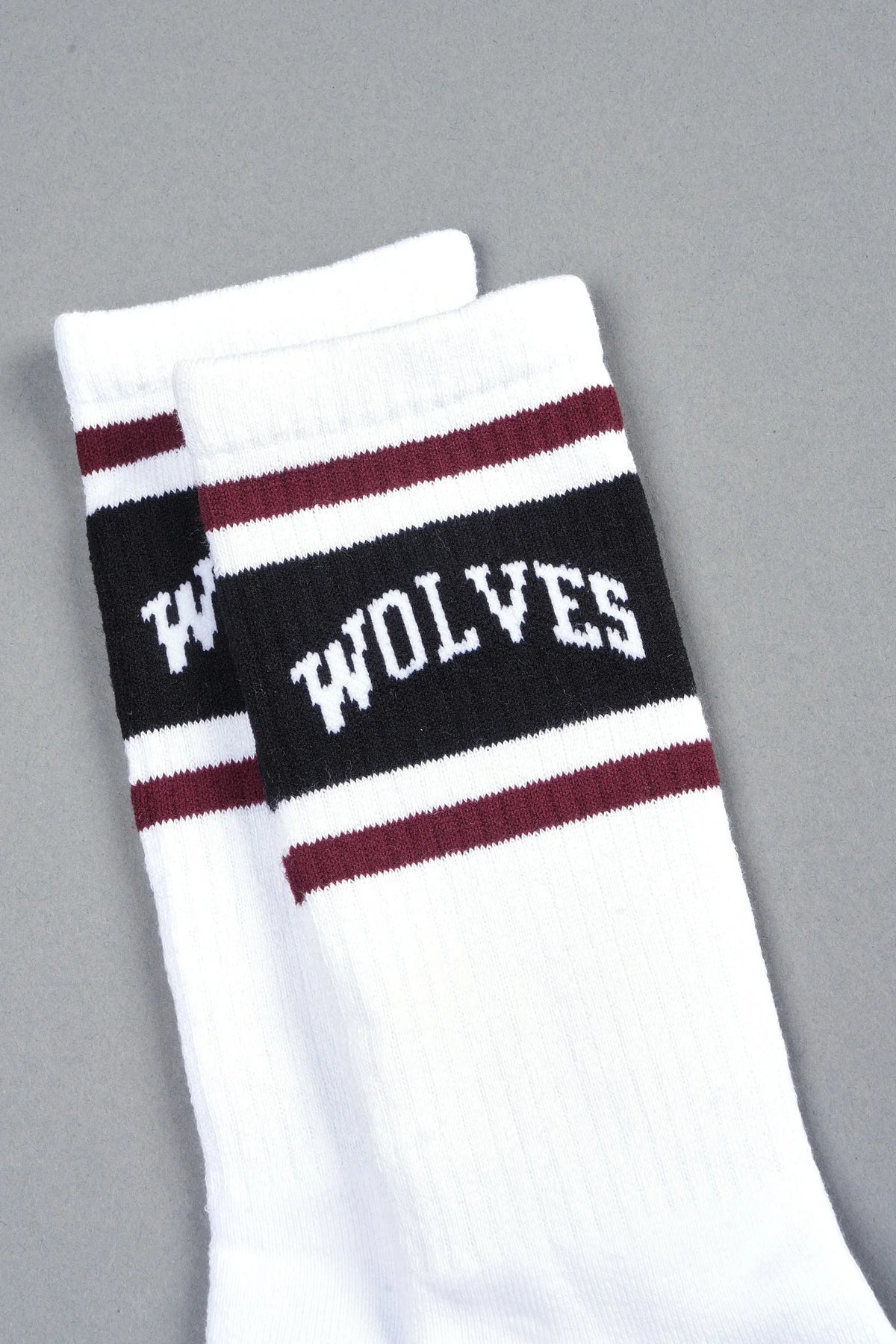 LOYALTY CLASSIC SOCKS IN WHITE/OXBLOOD/BLACK