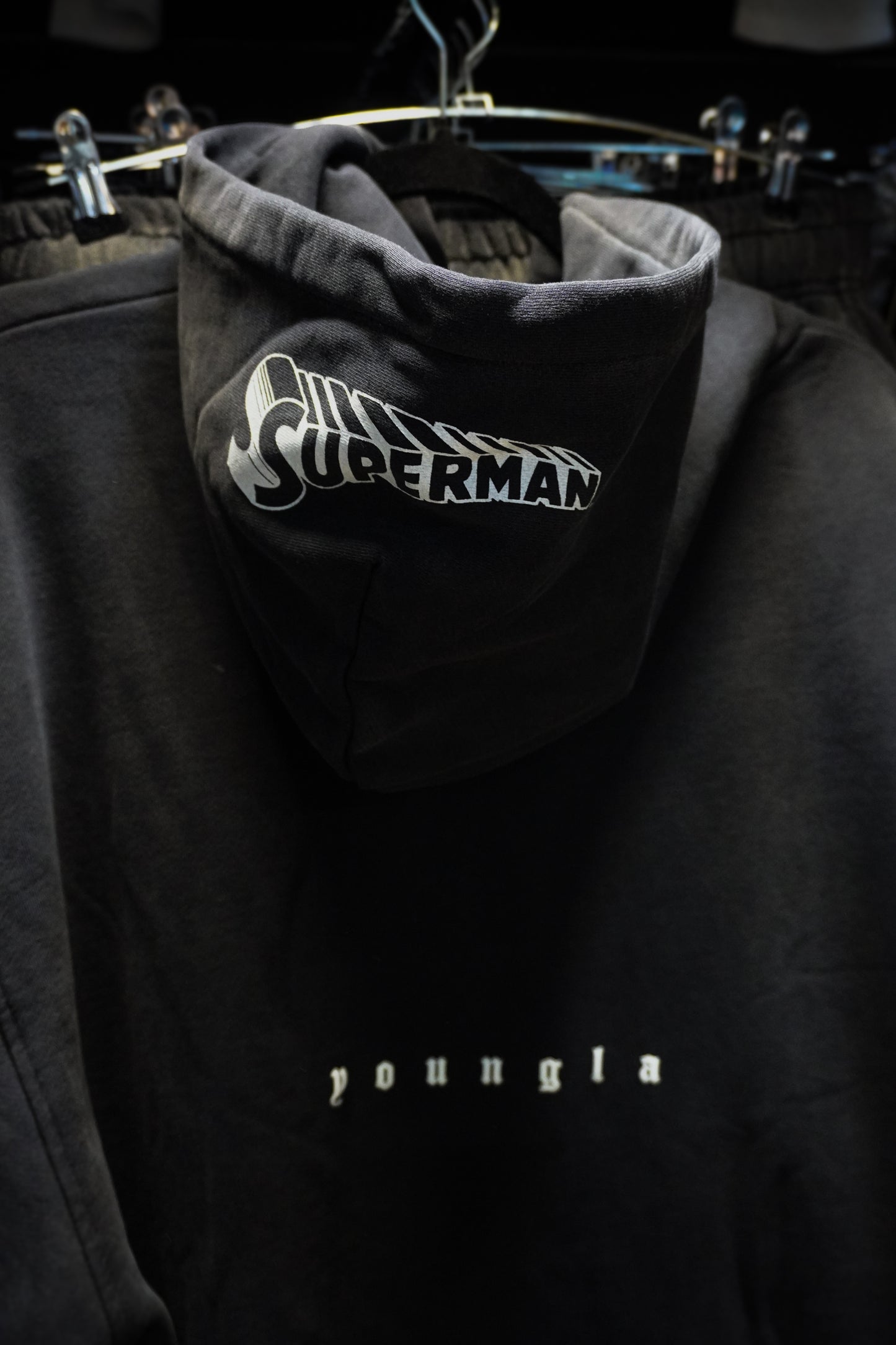 5011 - SUPERMAN DRIP ZIP-UPS