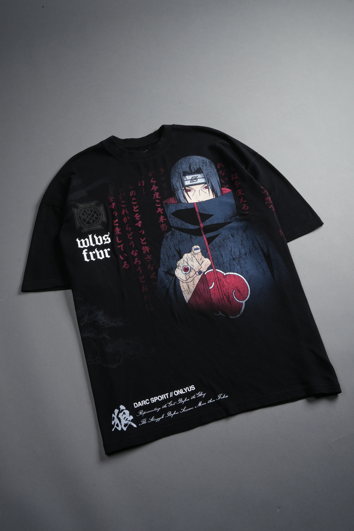 AKATSUKI ITACHI "SIDE-BY-SIDE" SERIES PREMIUM TEE IN BLACK