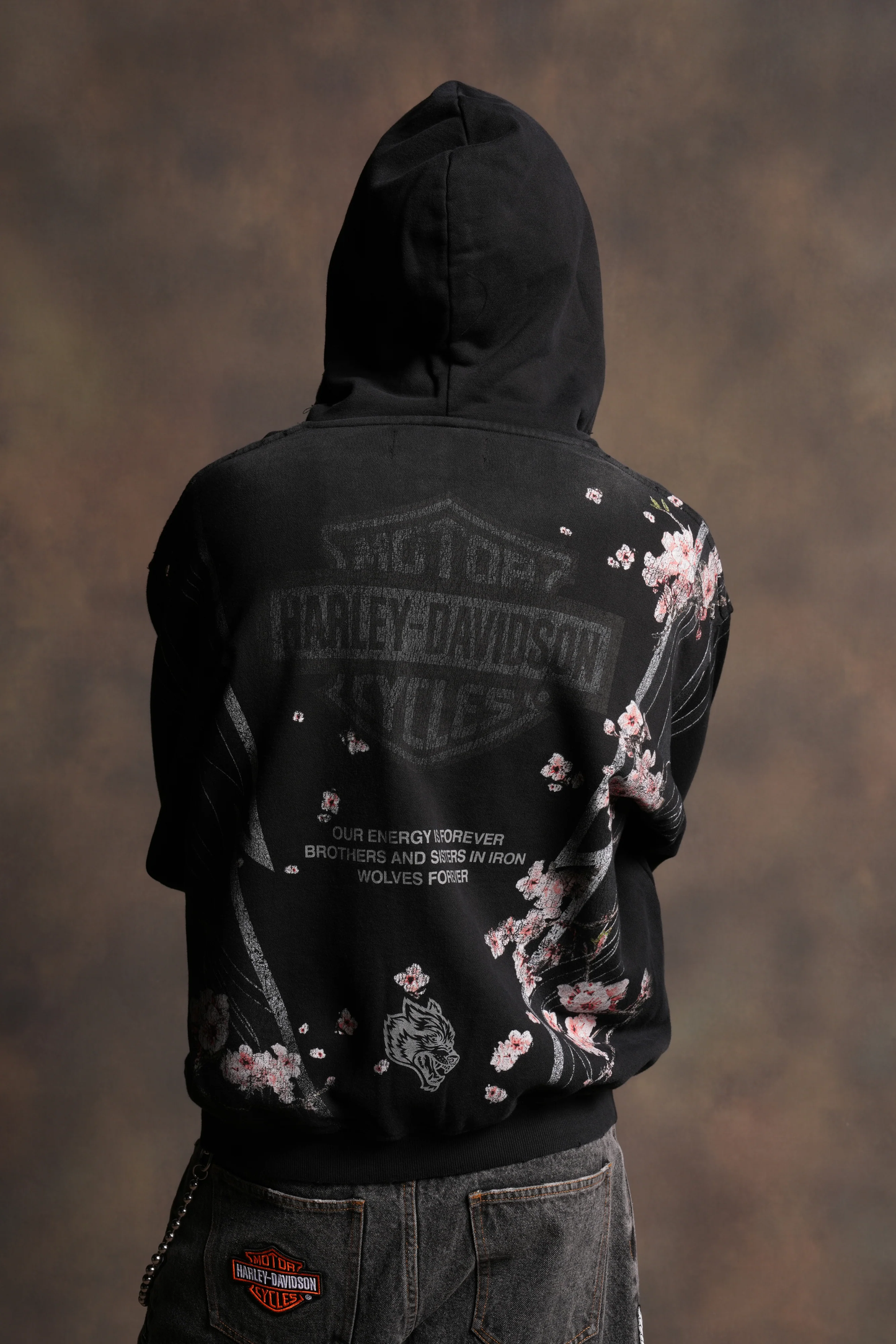 IRON SAKURA GRUNGE MOATIS ZIP HOODIE IN BLACK DRIFT WASH