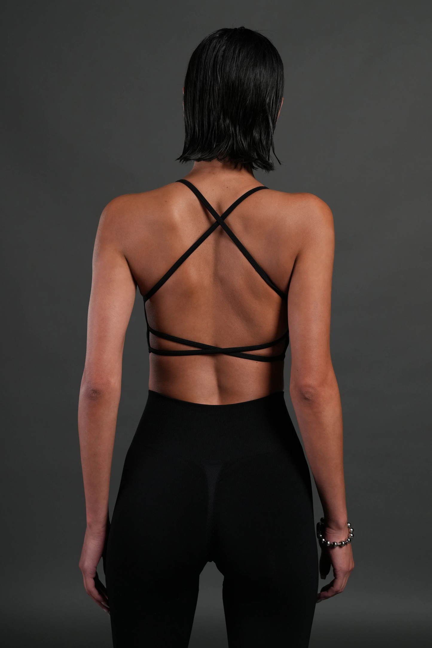 WOLVES PYRAMID "LAYLA" SOFT SEAMLESS BRA IN BLACK