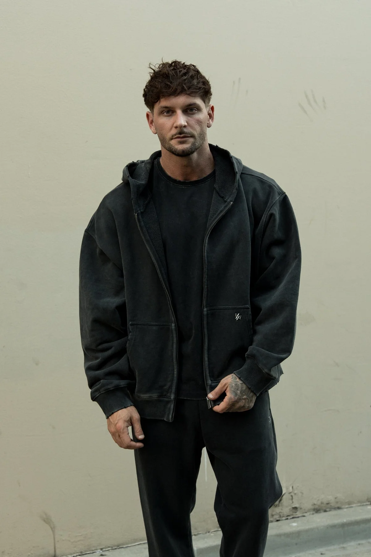 5102 - ELEVATED ESSENTIALS - ZIP-UPS