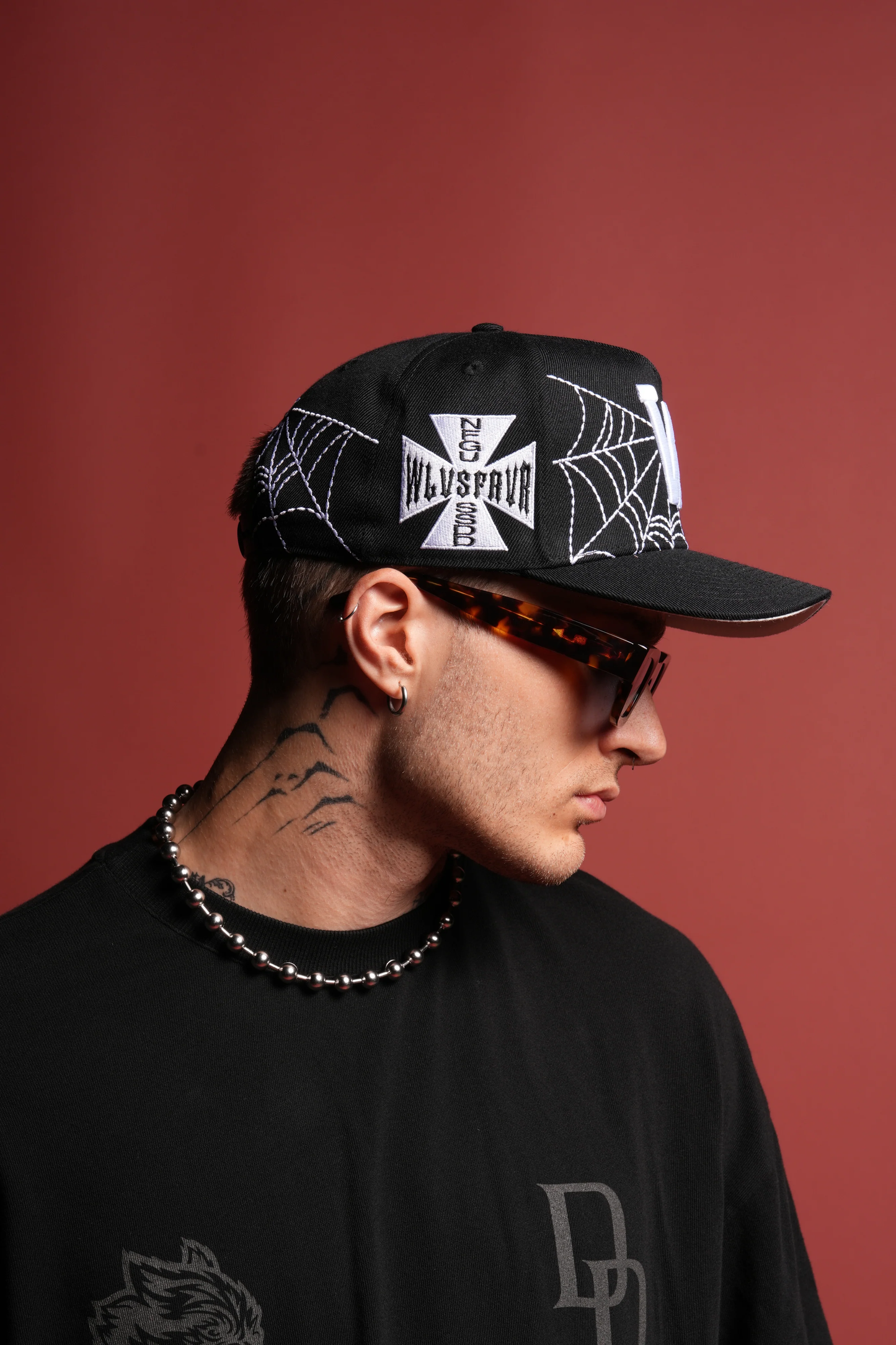 WEBBED A FRAME SNAPBACK IN BLACK