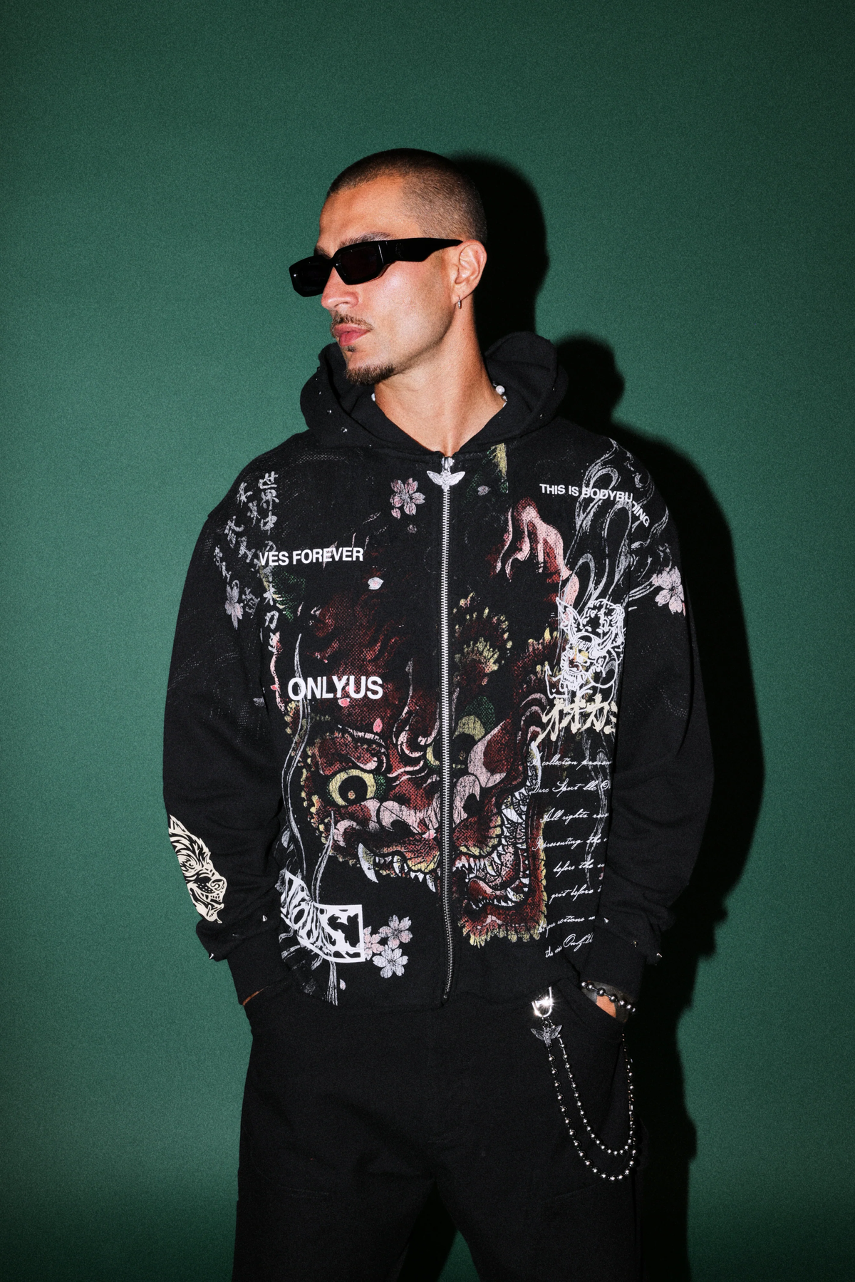 SHUTENDOJI DISTRESSED GRUNGE MID LENGTH RAW HEM ZIP HOODIE IN BLACK