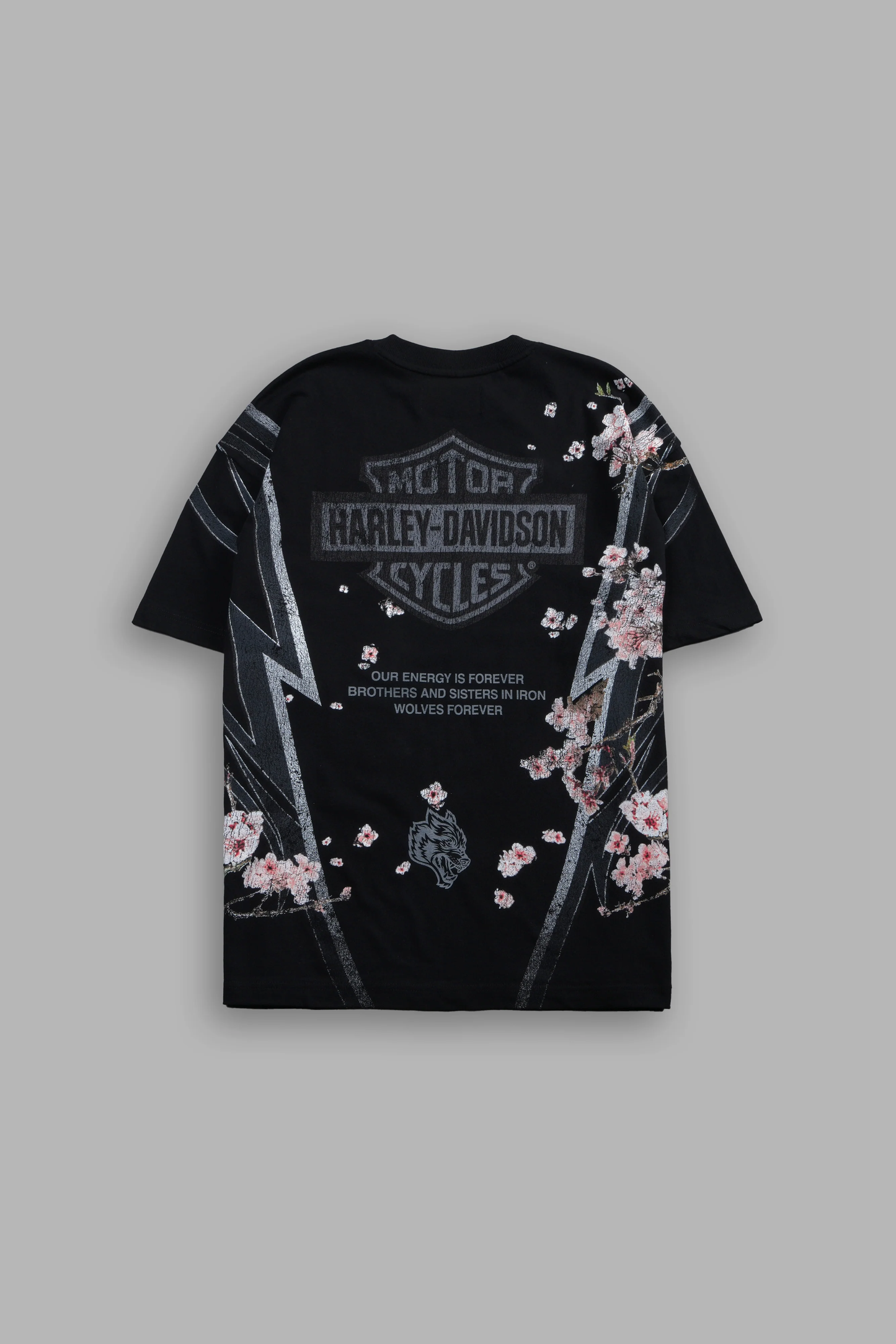 IRON SAKURA PREMIUM TEE IN BLACK