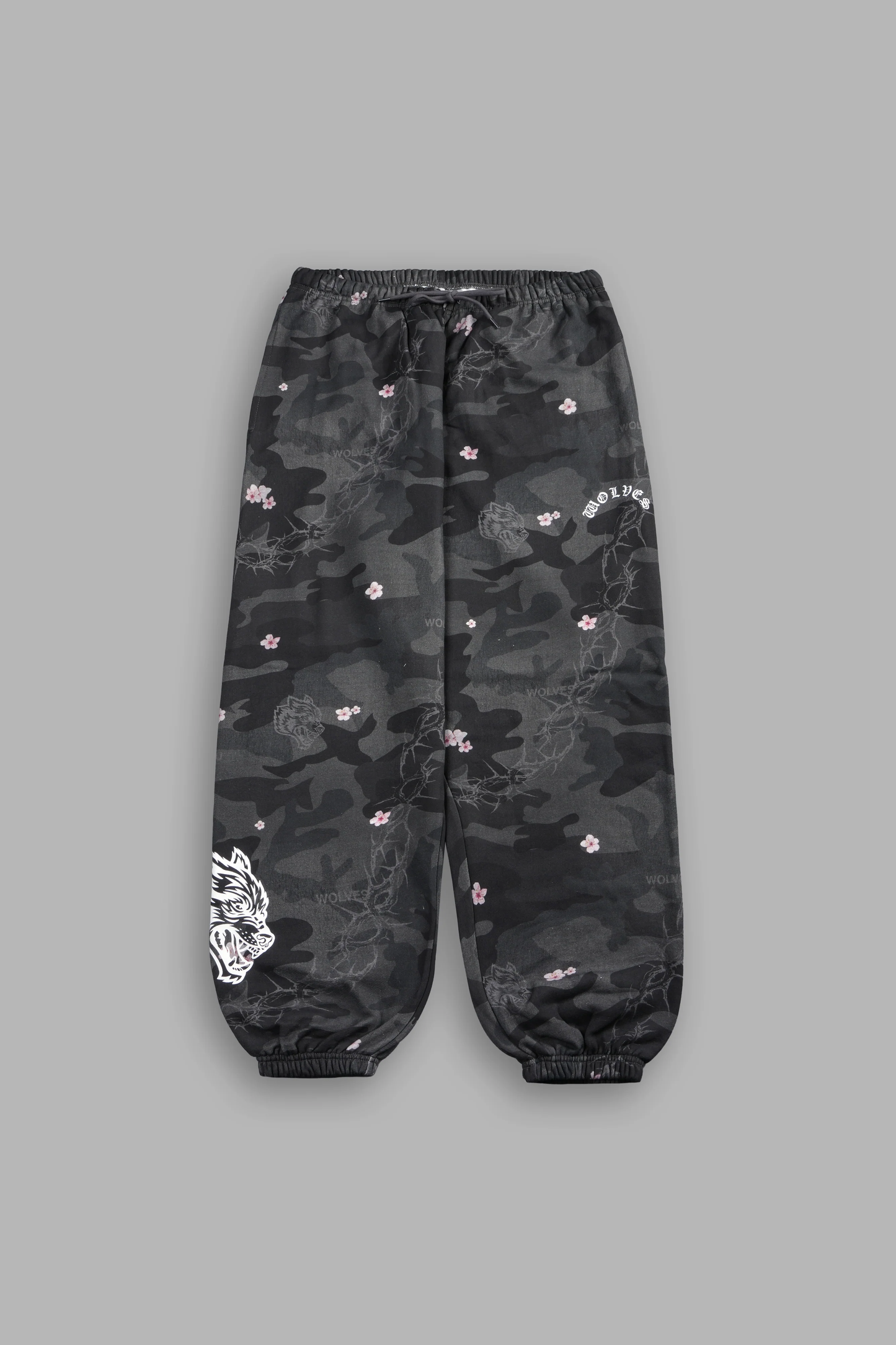 WOLF CHOPPER LIGHTWEIGHT LOUNGER SWEAT PANTS IN WARRIOR IN A GARDEN BLACK CAMO