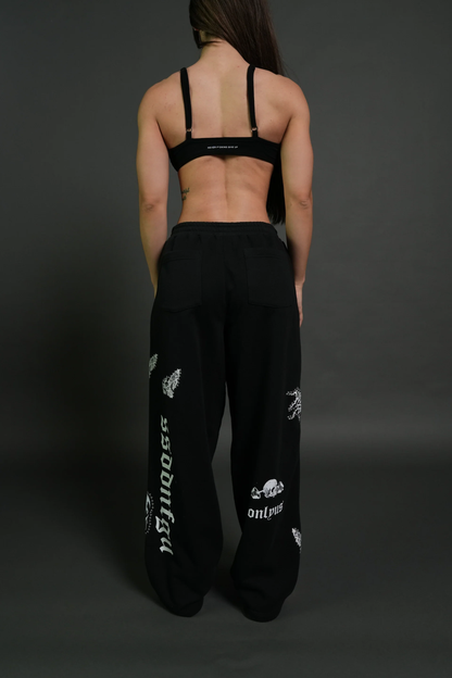 GIVE IT YOUR ALL "YARA" PLEATED SWEAT PANTS IN BLACK