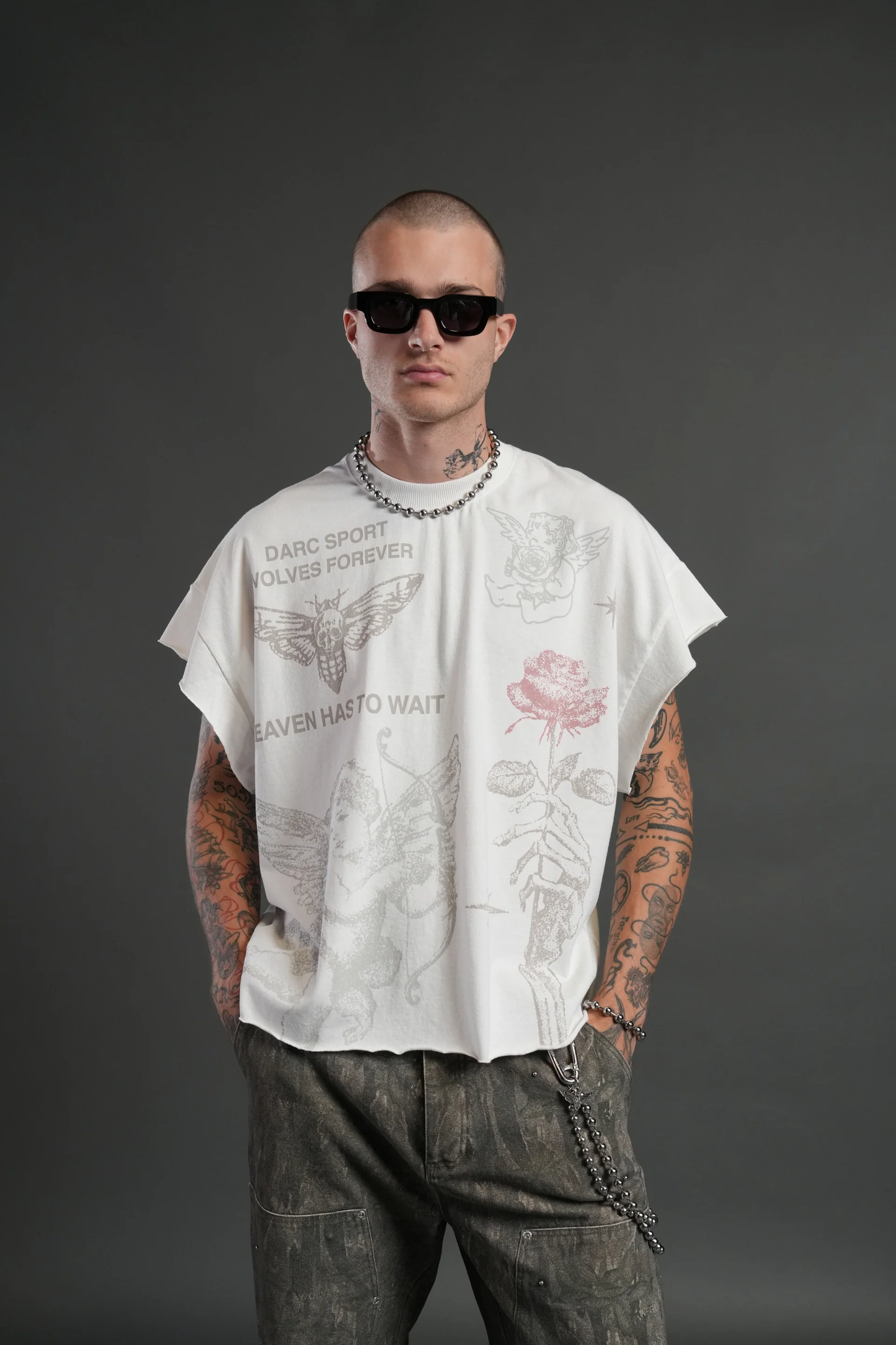 SACRED FLASH GRUNGE CUT-OFF TEE IN CREAM