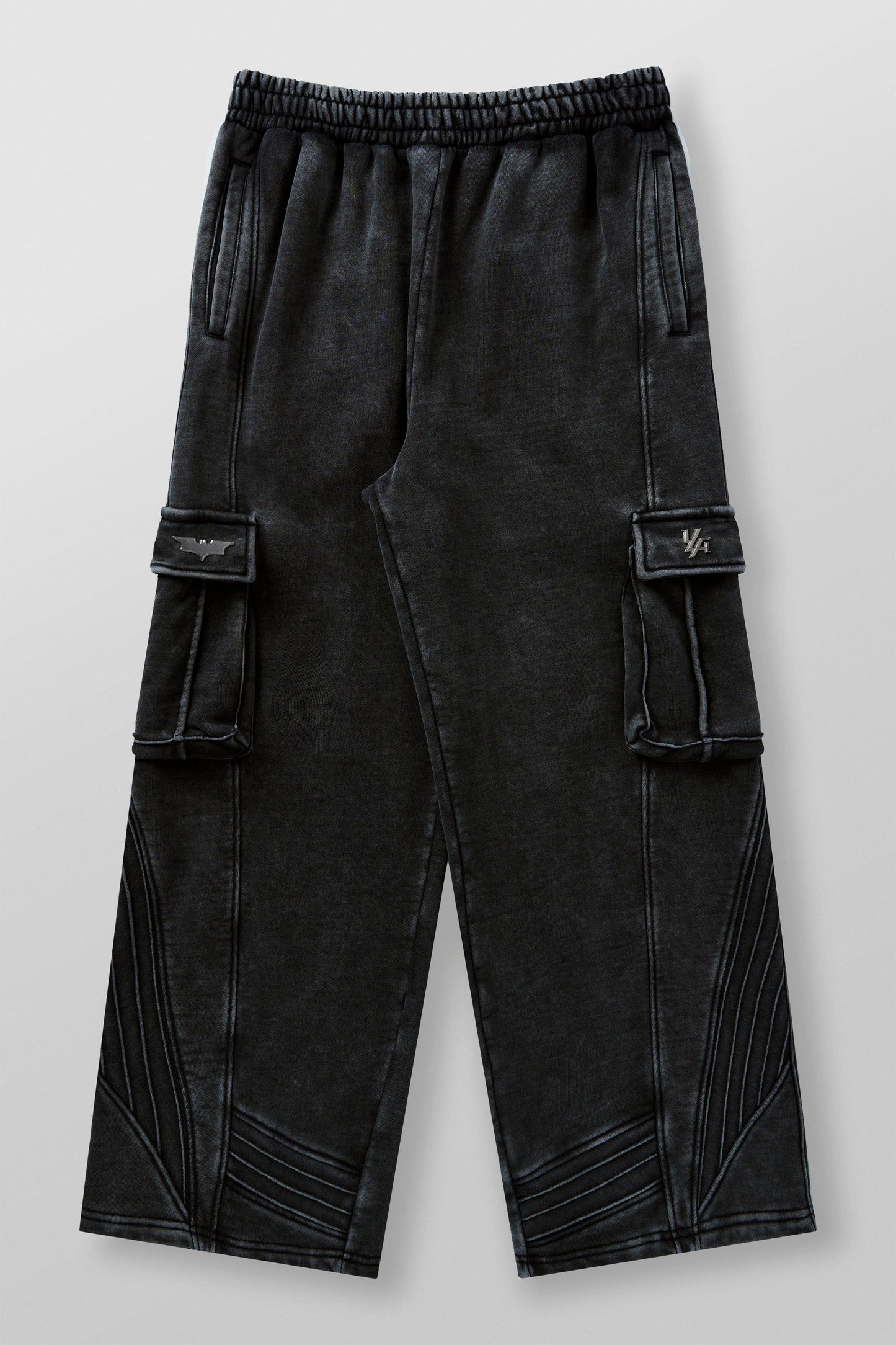 2131 - Batman Armored Sweats