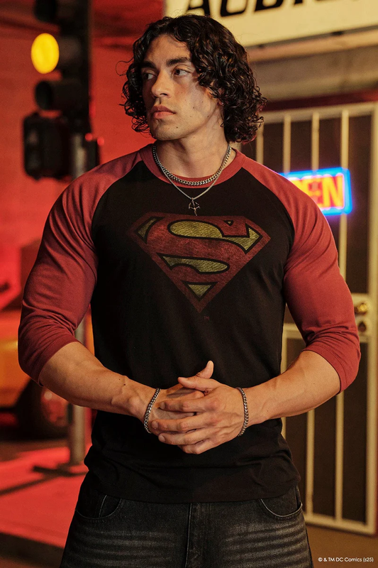 8072 - SUPERMAN 3/4 RAGLAN SHIRTS