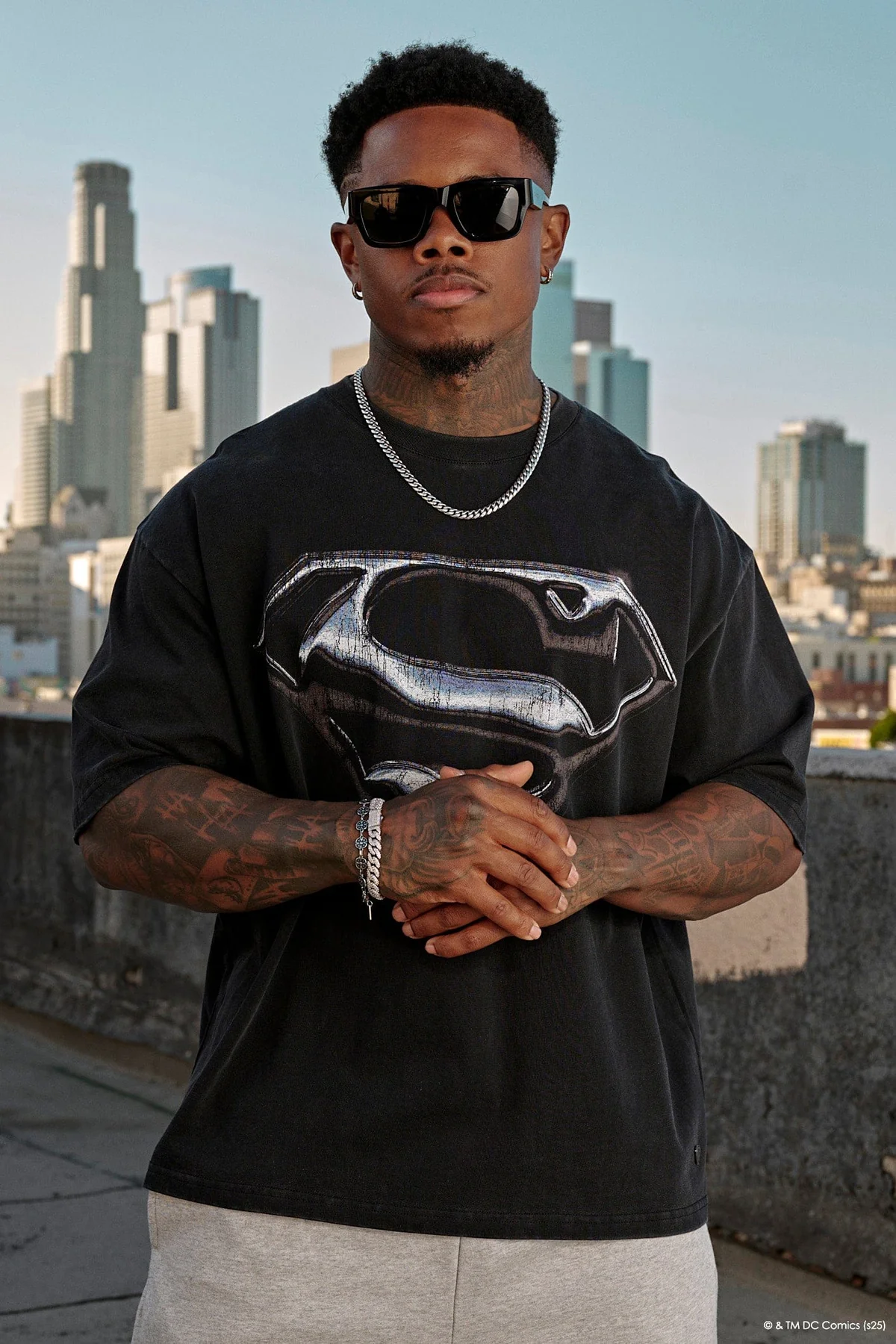 4044 - SUPERMAN GRAPHIC TEES