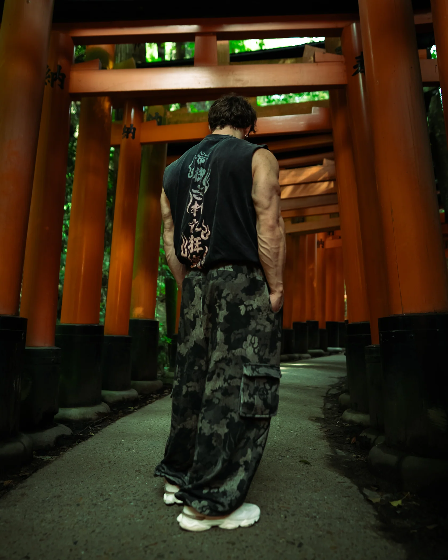 CUTOFF TANK TOP