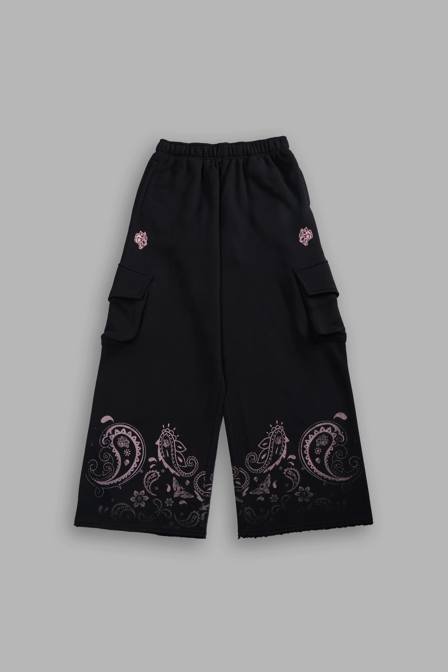 FADED PAISLEY DURST CARGO SWEATS IN BLACK