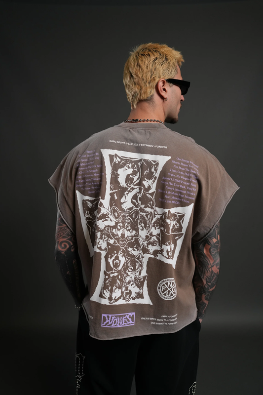 IRON WOLF PACK GRUNGE CUT-OFF TEE IN MOJAVE BROWN