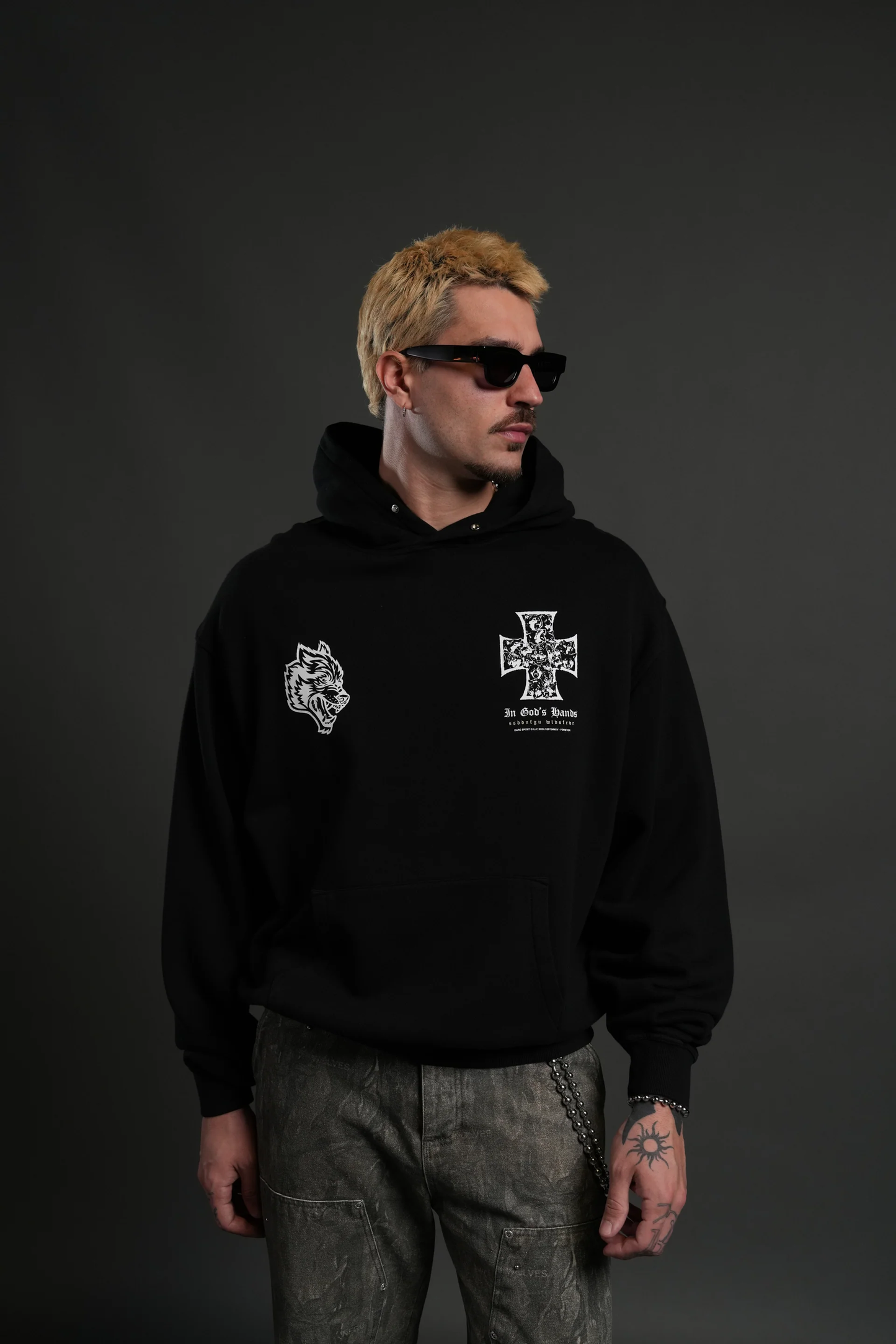 IRON WOLF PACK "PIERCE" HOODIE IN BLACK