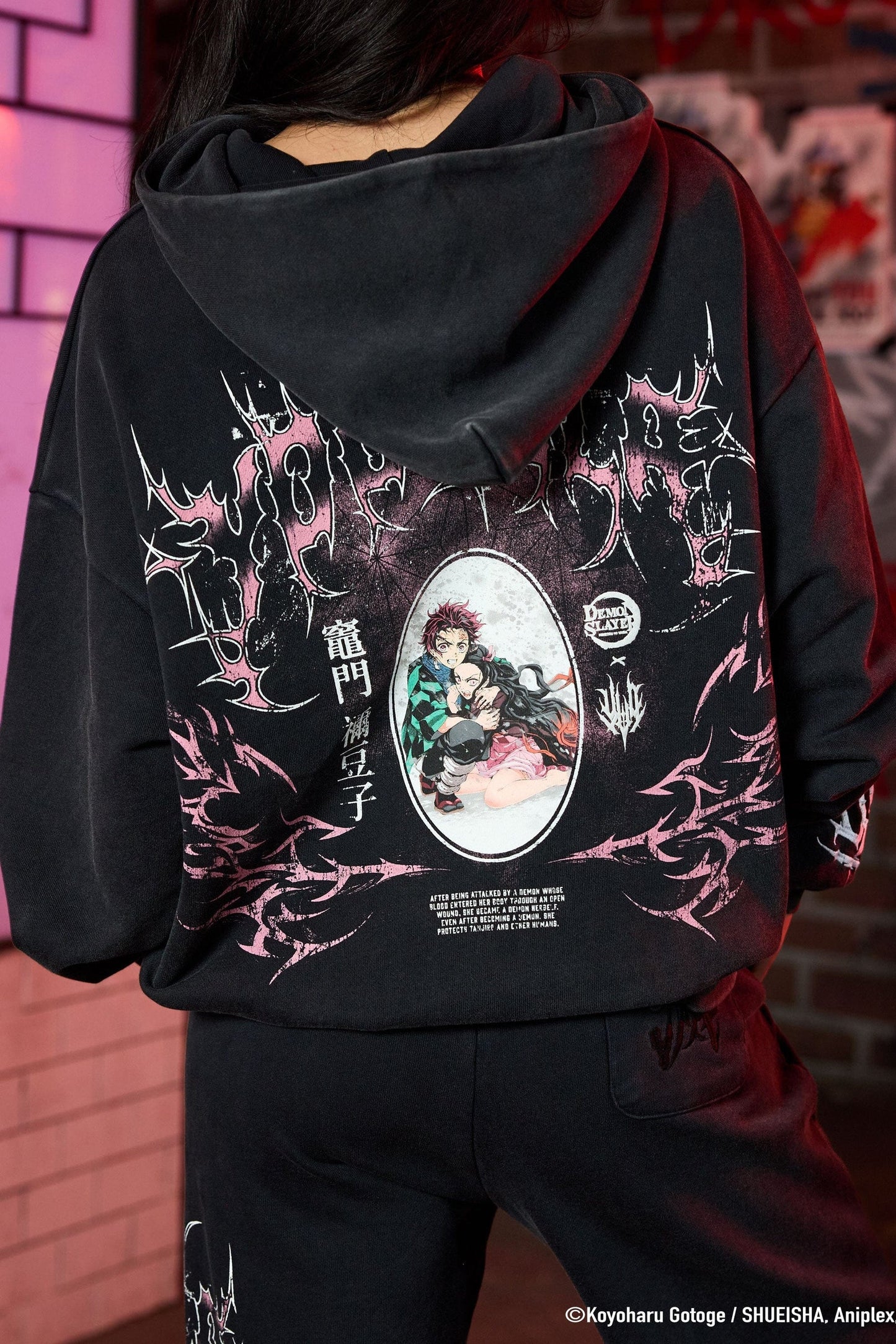W567 - DEMON SLAYER: KIMETSU NO YAIBA - HOODIE