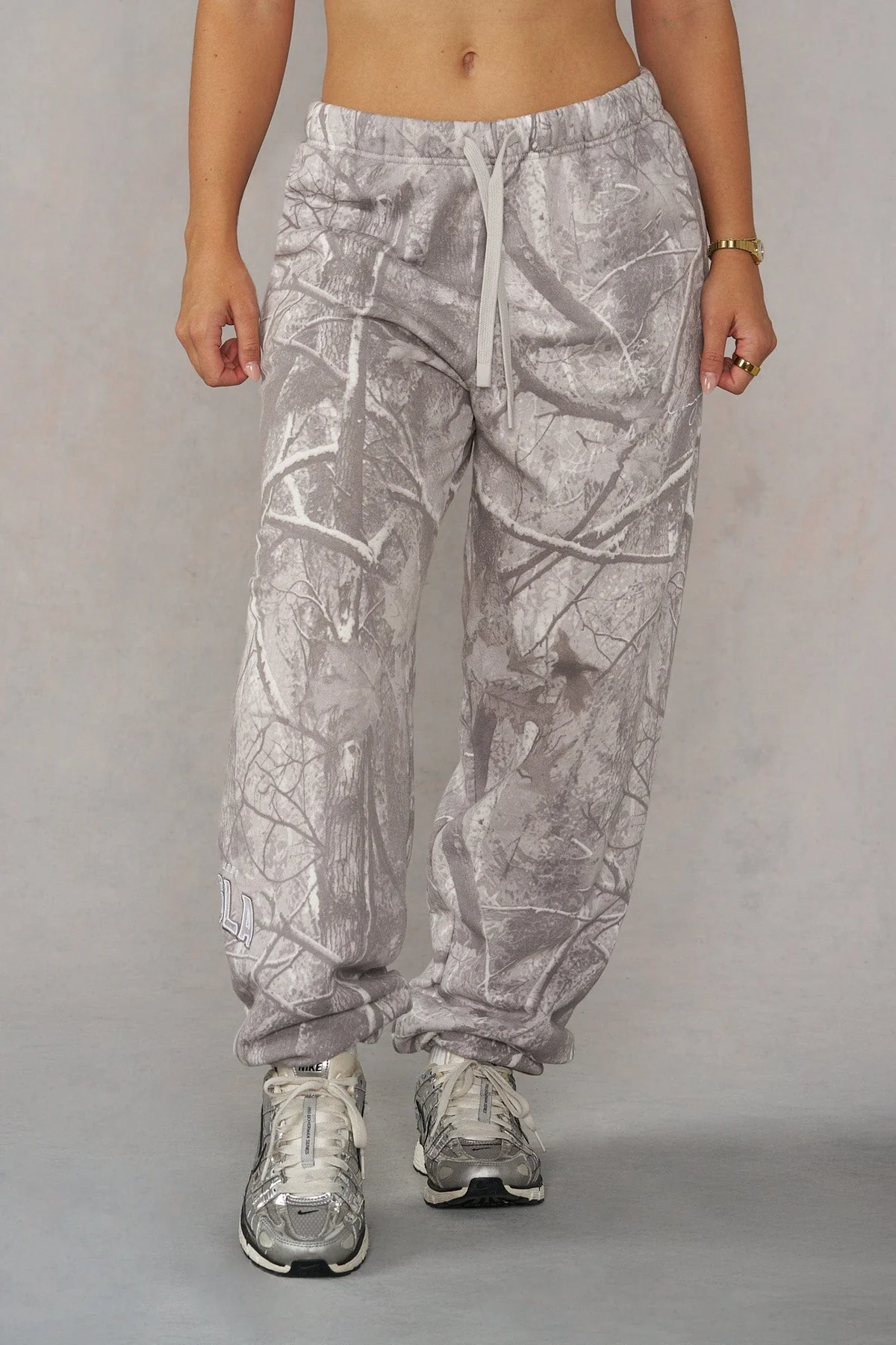 W2226 - LAYOVER CUFF JOGGERS