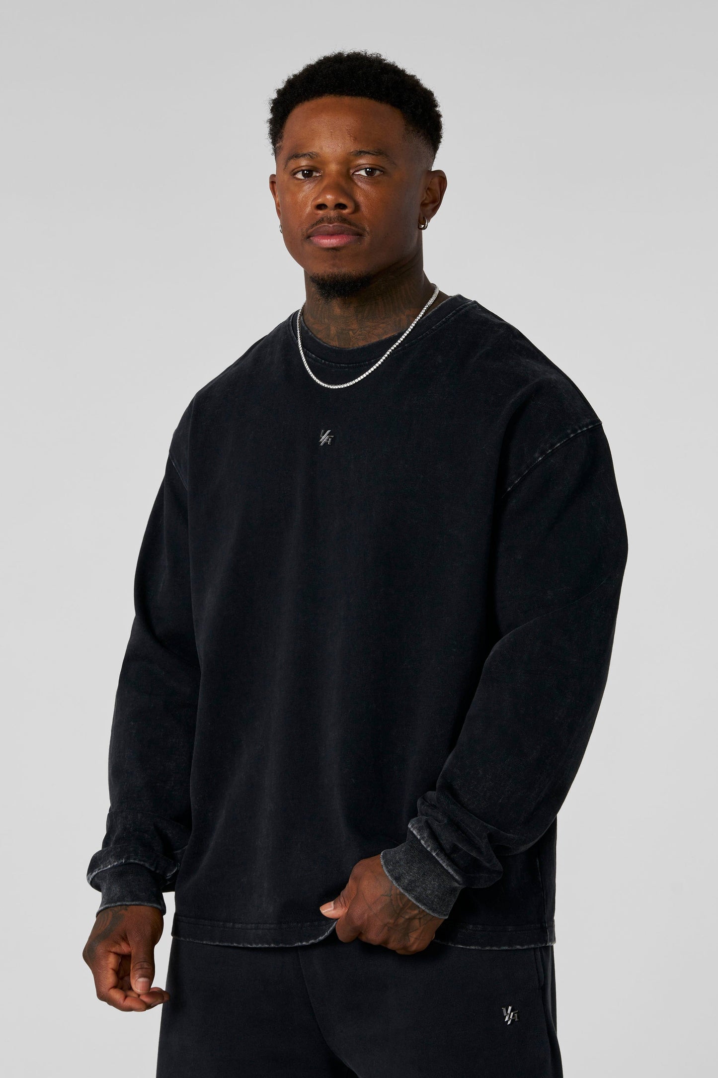 8001 - ELEVATED ESSENTIALS - LONGSLEEVES